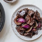 Bœuf aux oignons façon chinoise : express, savoureux, et fait maison