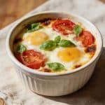 Œufs cocotte tomate-fromage : la recette sauve-soirée quand l'inspiration est à zéro